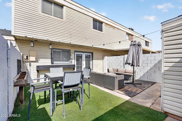 6558 S GRANADA Drive, Tempe, AZ 85283