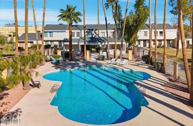6558 S GRANADA Drive, Tempe, AZ 85283