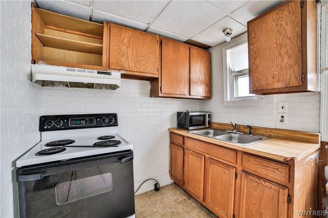 8 Midvale Avenue, Buffalo, NY 14215