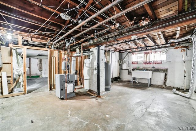 8 Midvale Avenue, Buffalo, NY 14215