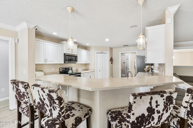 31 LANSDOWNE Lane, Palm Coast, FL 32137