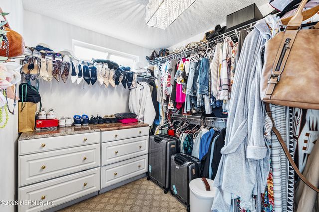 31 LANSDOWNE Lane, Palm Coast, FL 32137