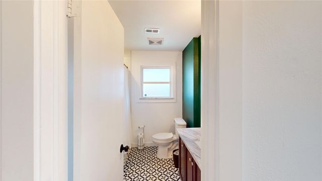 900 Treasure Road, Garland, TX 75041