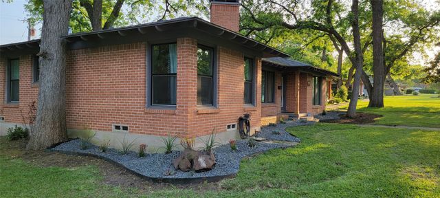 900 Treasure Road, Garland, TX 75041