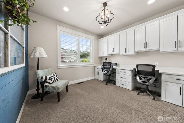 17013 140th AVE E, Puyallup, WA 98374