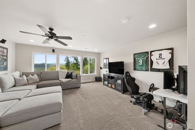 17013 140th AVE E, Puyallup, WA 98374