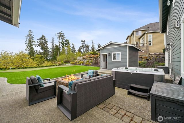 17013 140th AVE E, Puyallup, WA 98374