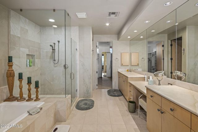 9792 E FORGOTTEN HILLS Drive, Scottsdale, AZ 85262