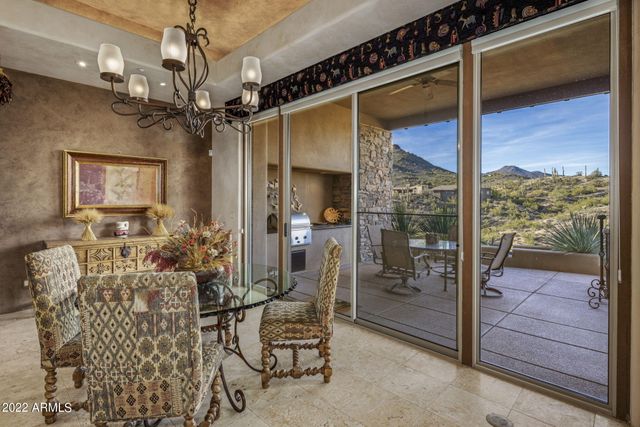 9792 E FORGOTTEN HILLS Drive, Scottsdale, AZ 85262