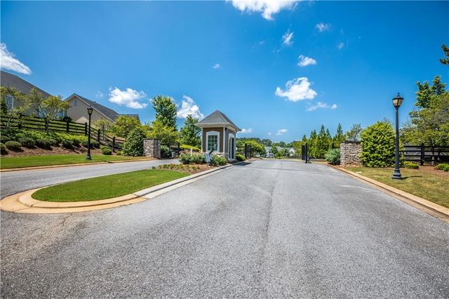 3200 Village SE Boulevard, Rome, GA 30161