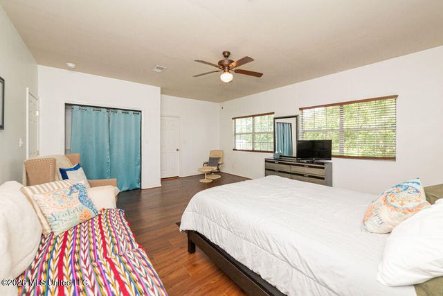 811 View Street, Waveland, MS 39576