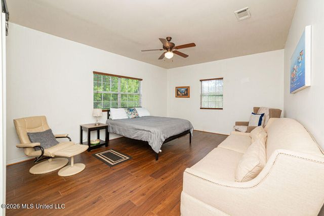 811 View Street, Waveland, MS 39576