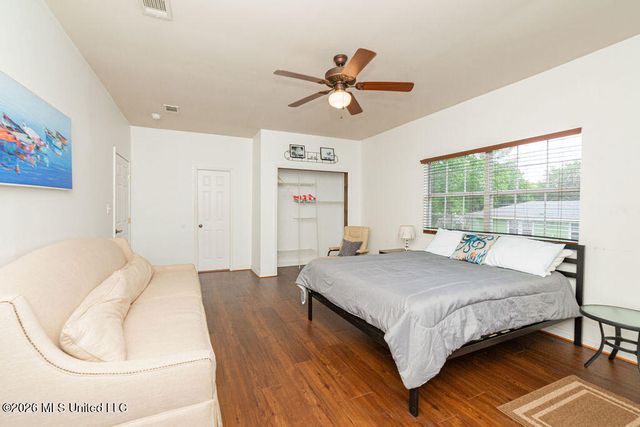 811 View Street, Waveland, MS 39576
