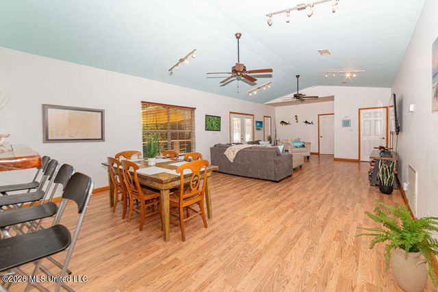 811 View Street, Waveland, MS 39576