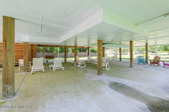811 View Street, Waveland, MS 39576