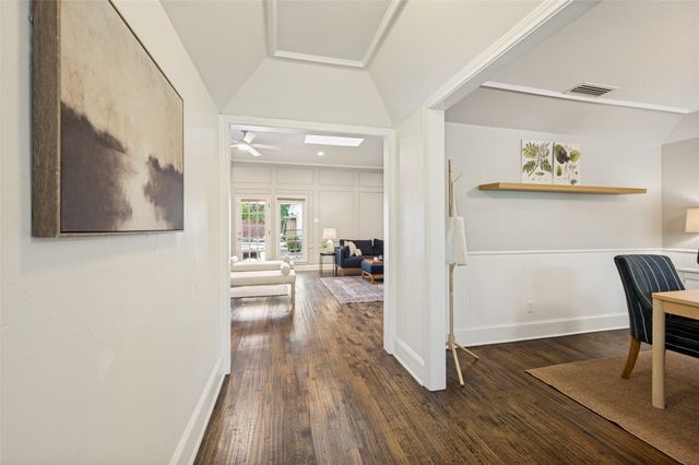 7718 Arborside Drive, Dallas, TX 75231