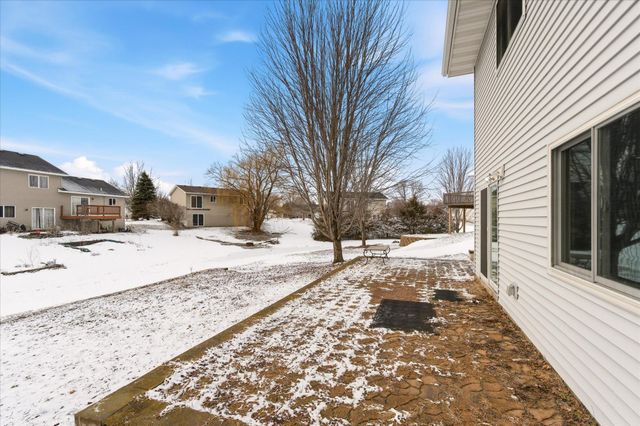 505 5th Avenue Court SW, Isanti, MN 55040