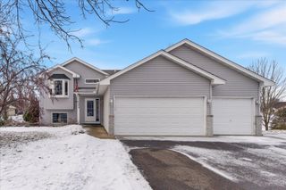 505 5th Avenue Court SW, Isanti, MN 55040