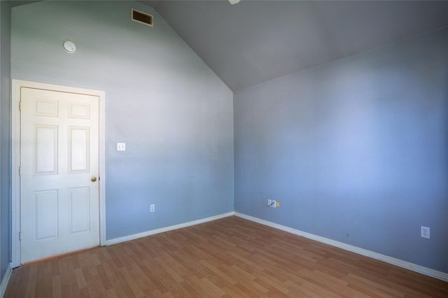 492 Shade Tree Circle, Hurst, TX 76054