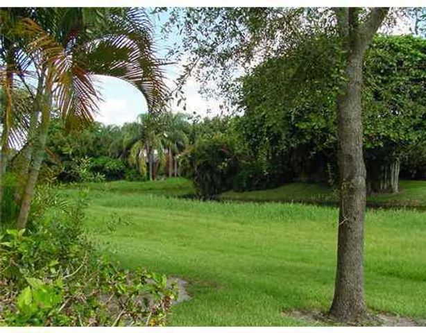 320 NW 67th Street 104, Boca Raton, FL 33487