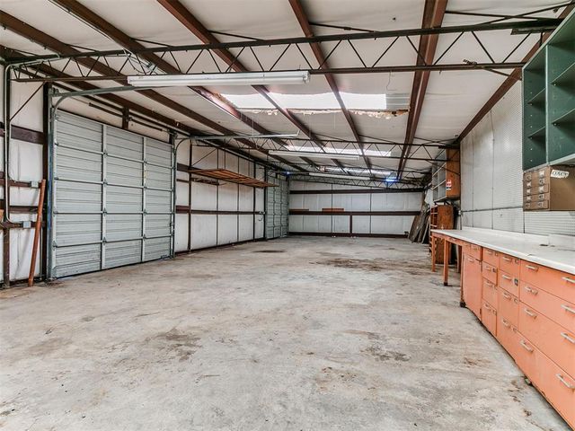 1408 N Douglas Boulevard, Midwest City, OK 73130