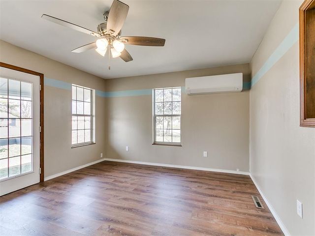 1408 N Douglas Boulevard, Midwest City, OK 73130