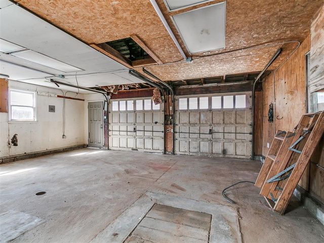 1408 N Douglas Boulevard, Midwest City, OK 73130