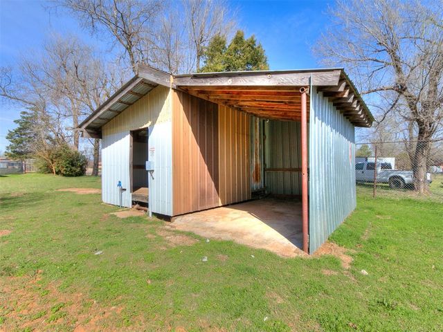 1408 N Douglas Boulevard, Midwest City, OK 73130