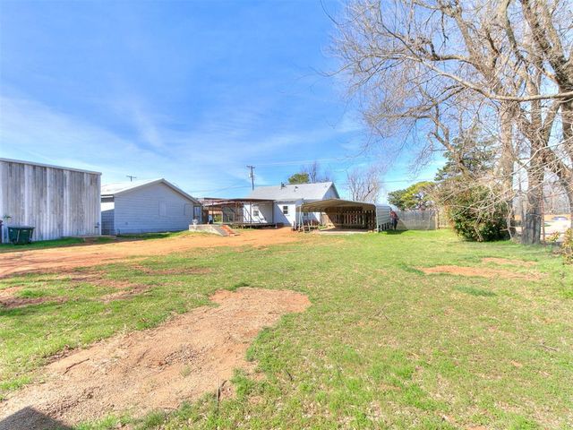 1408 N Douglas Boulevard, Midwest City, OK 73130