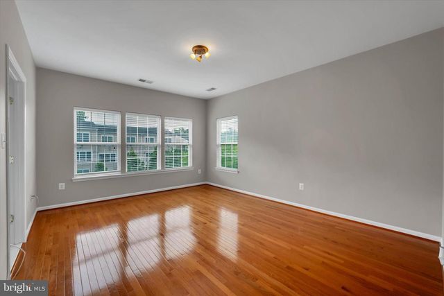 4579 DERRING LN, Fairfax, VA 22030