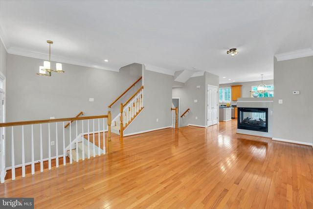 4579 DERRING LN, Fairfax, VA 22030