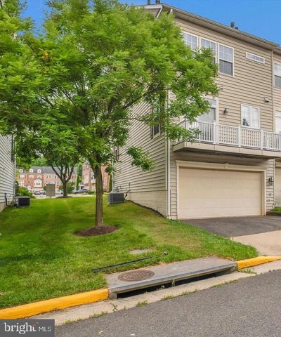 4579 DERRING LN, Fairfax, VA 22030