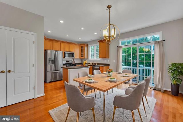 4579 DERRING LN, Fairfax, VA 22030