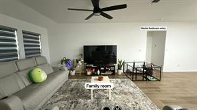 1917 Guntersville BND, Leander, TX 78641