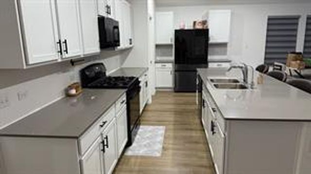 1917 Guntersville BND, Leander, TX 78641