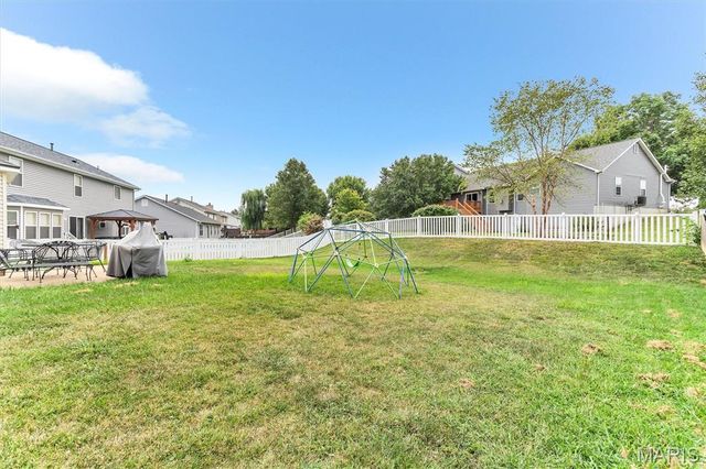 524 Great Oaks Meadow Drive, Wentzville, MO 63385