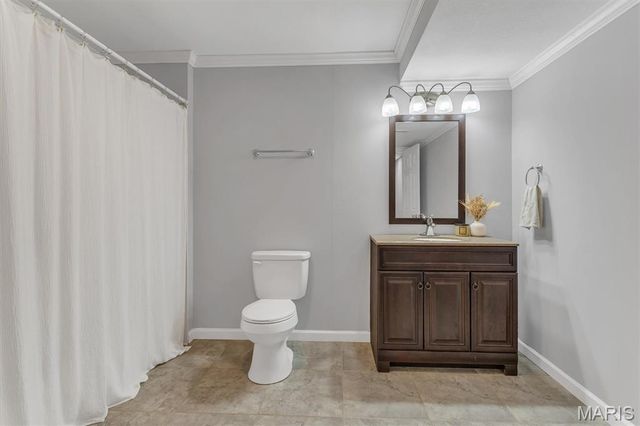 524 Great Oaks Meadow Drive, Wentzville, MO 63385