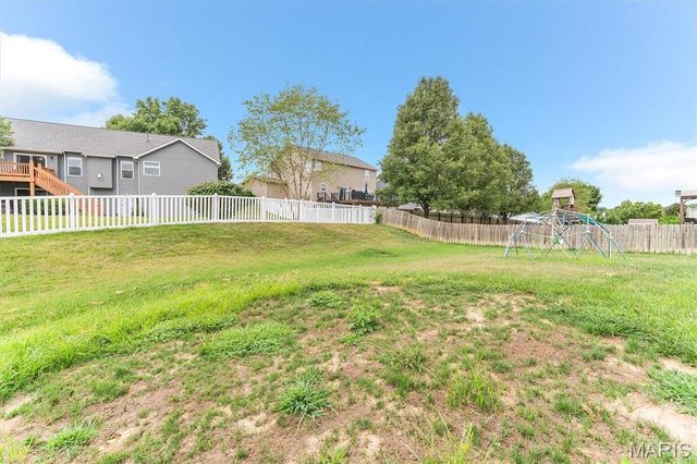 524 Great Oaks Meadow Drive, Wentzville, MO 63385
