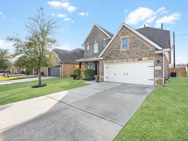 8335 Quiet Bay Drive, Baytown, TX 77523