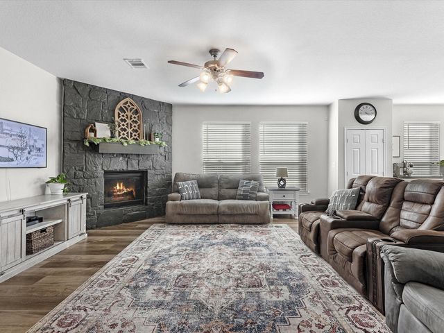 8335 Quiet Bay Drive, Baytown, TX 77523