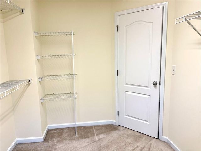 981 BROWNSTONE Lane 17, Marietta, GA 30008