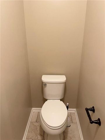 981 BROWNSTONE Lane 17, Marietta, GA 30008