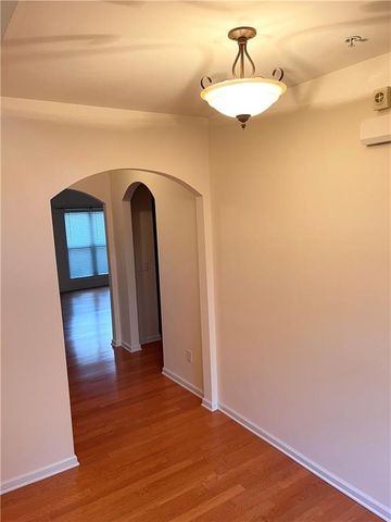 981 BROWNSTONE Lane 17, Marietta, GA 30008