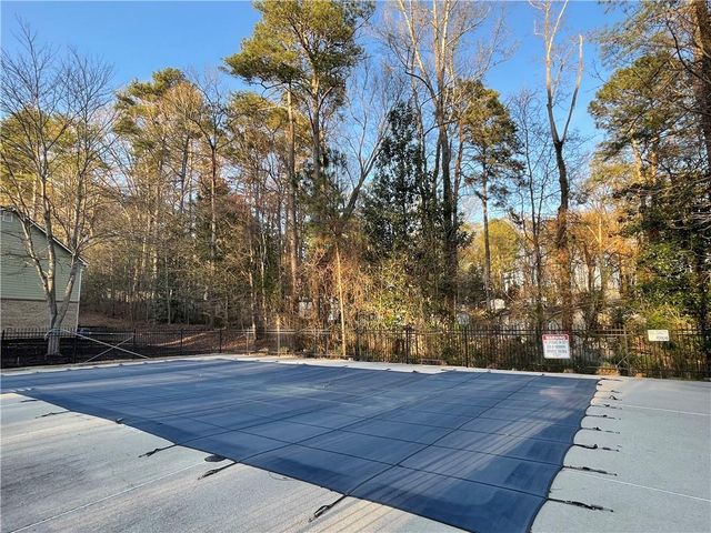 981 BROWNSTONE Lane 17, Marietta, GA 30008