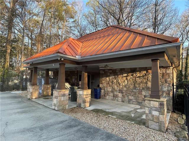 981 BROWNSTONE Lane 17, Marietta, GA 30008