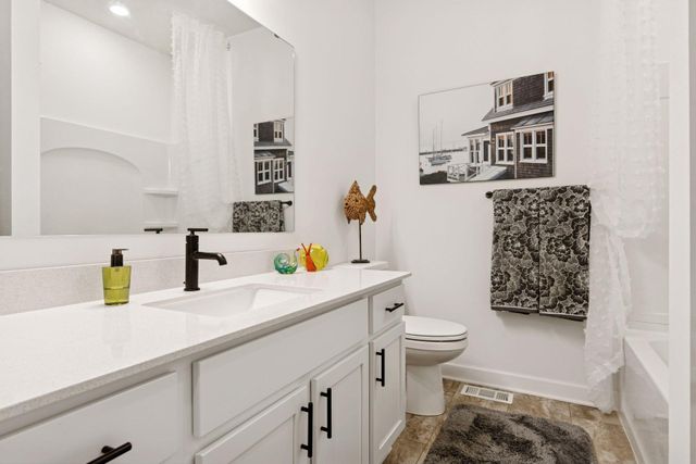 733 152nd Avenue NW, Andover, MN 55304