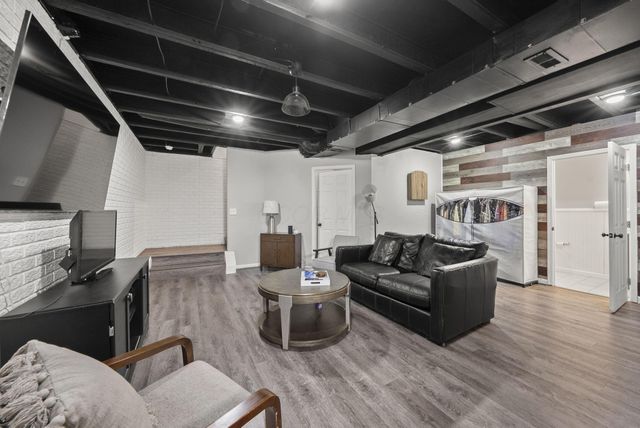 437 Taylor Avenue, Columbus, OH 43203