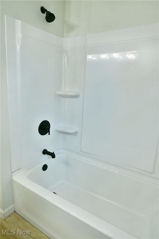 1524 Vernon Avenue NW, Warren, OH 44483