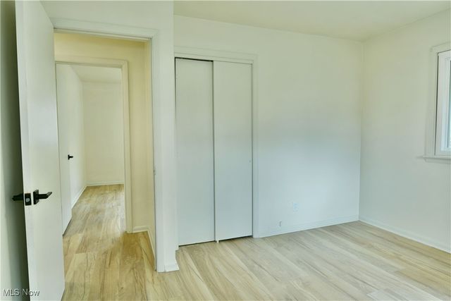 1524 Vernon Avenue NW, Warren, OH 44483