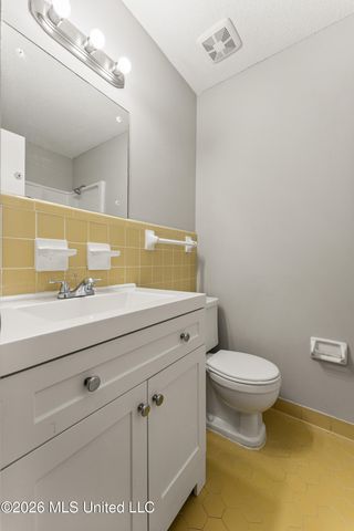 2920 Devon Circle, Horn Lake, MS 38637